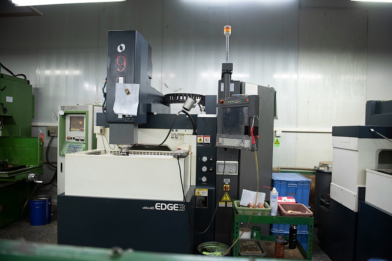 鏡面火花機(jī) (2)